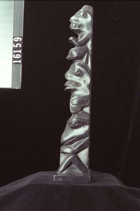 Image representing Pole, argillite.