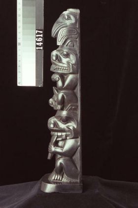 Image representing Pole, argillite.