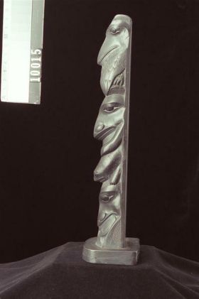 Image representing Pole, argillite.