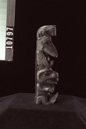 Image representing Pole, argillite.