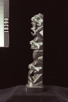 Image representing Pole, argillite.