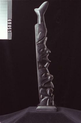 Image representing Pole, argillite.