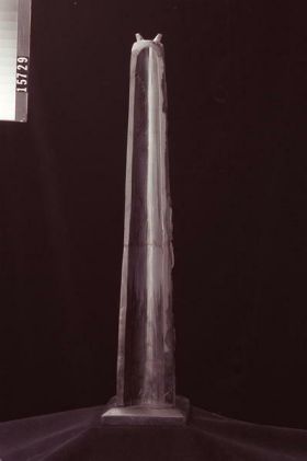 Image representing Pole, argillite.