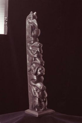 Image representing Pole, argillite.