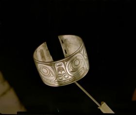 Image representing Bracelet.