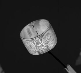 Image representing Bracelet.
