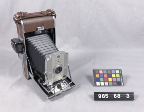 Image representing Camera, Instant.