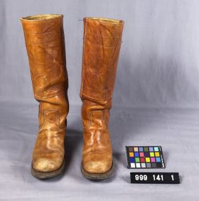 Image representing Boots.