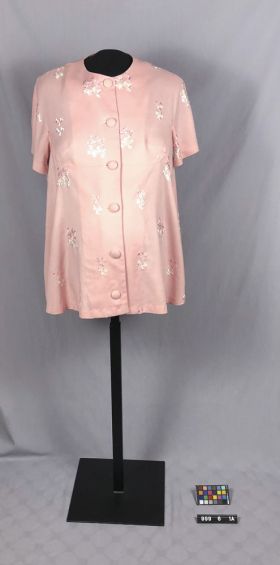 Image representing Suit, Maternity.